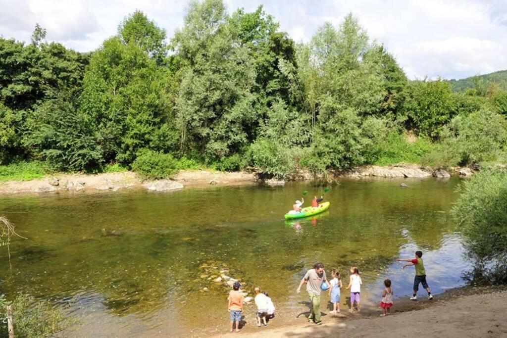 T3 La Savane Saint Geniez D'Olt 2 Piscines Chauffees Dans Une Charmante Residence De Vacances エクステリア 写真