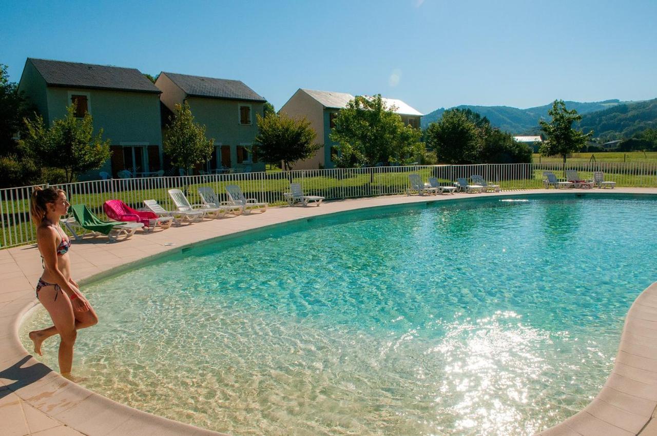 T3 La Savane Saint Geniez D'Olt 2 Piscines Chauffees Dans Une Charmante Residence De Vacances エクステリア 写真